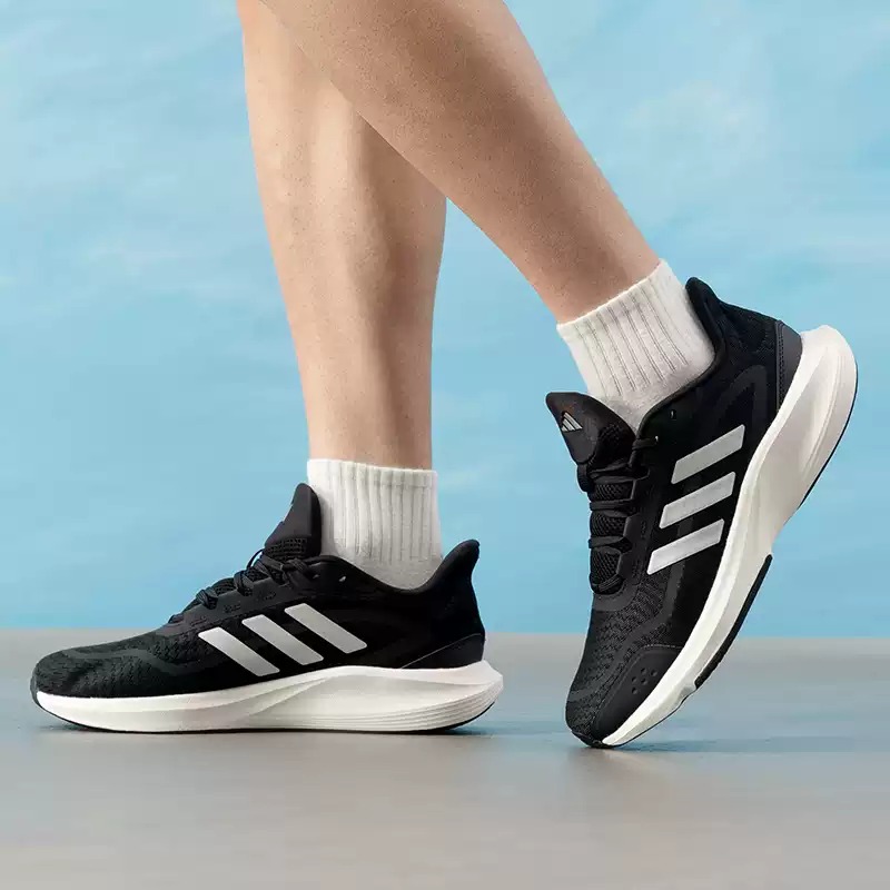 Adidas Men's and Women's Shoes - Lightweight Road Running Shoes 评论和价格